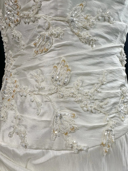 Vintage Ball Gown Strapless Taffeta Ivory With Appliqued Lace Brides Gown Bridal Dress Wedding Dresses Style RB7552