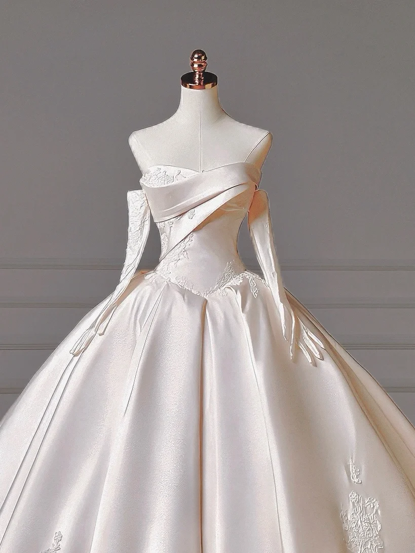 Princess Long Wedding Gowns Ball Gown Sweetheart Pleated Tulle for Bride With Removable Sleeves White Bridal Dress AQ011