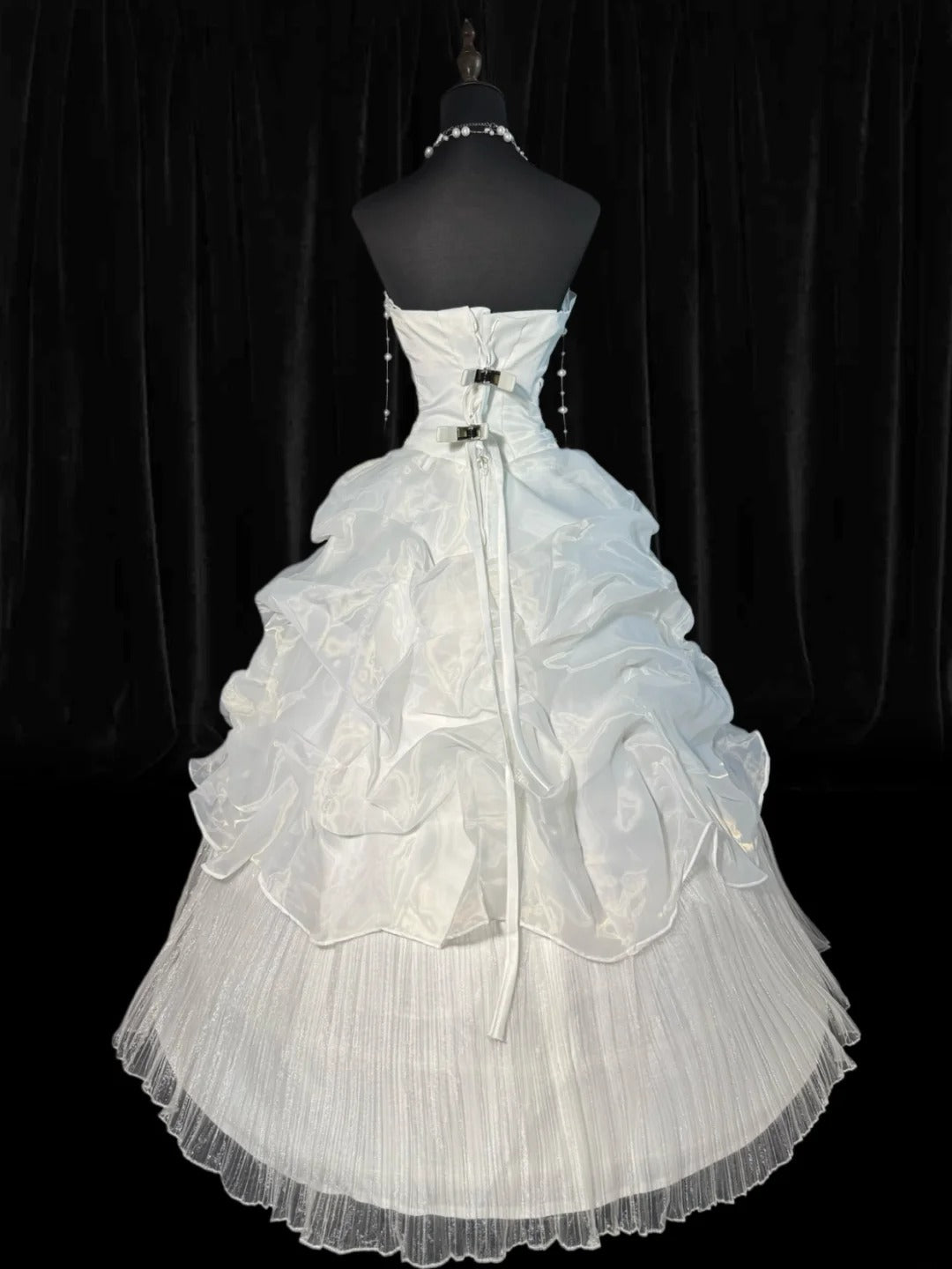 Timeless Women's Ball Gown Strapless Sleeveless White Organza Tiered Pleated With Lace Long Vintage Corset Fitted 1920s Wedding Dresses AS011
