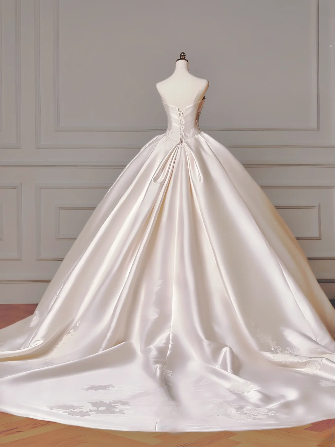 Princess Long Wedding Gowns Ball Gown Sweetheart Pleated Tulle for Bride With Removable Sleeves White Bridal Dress AQ011