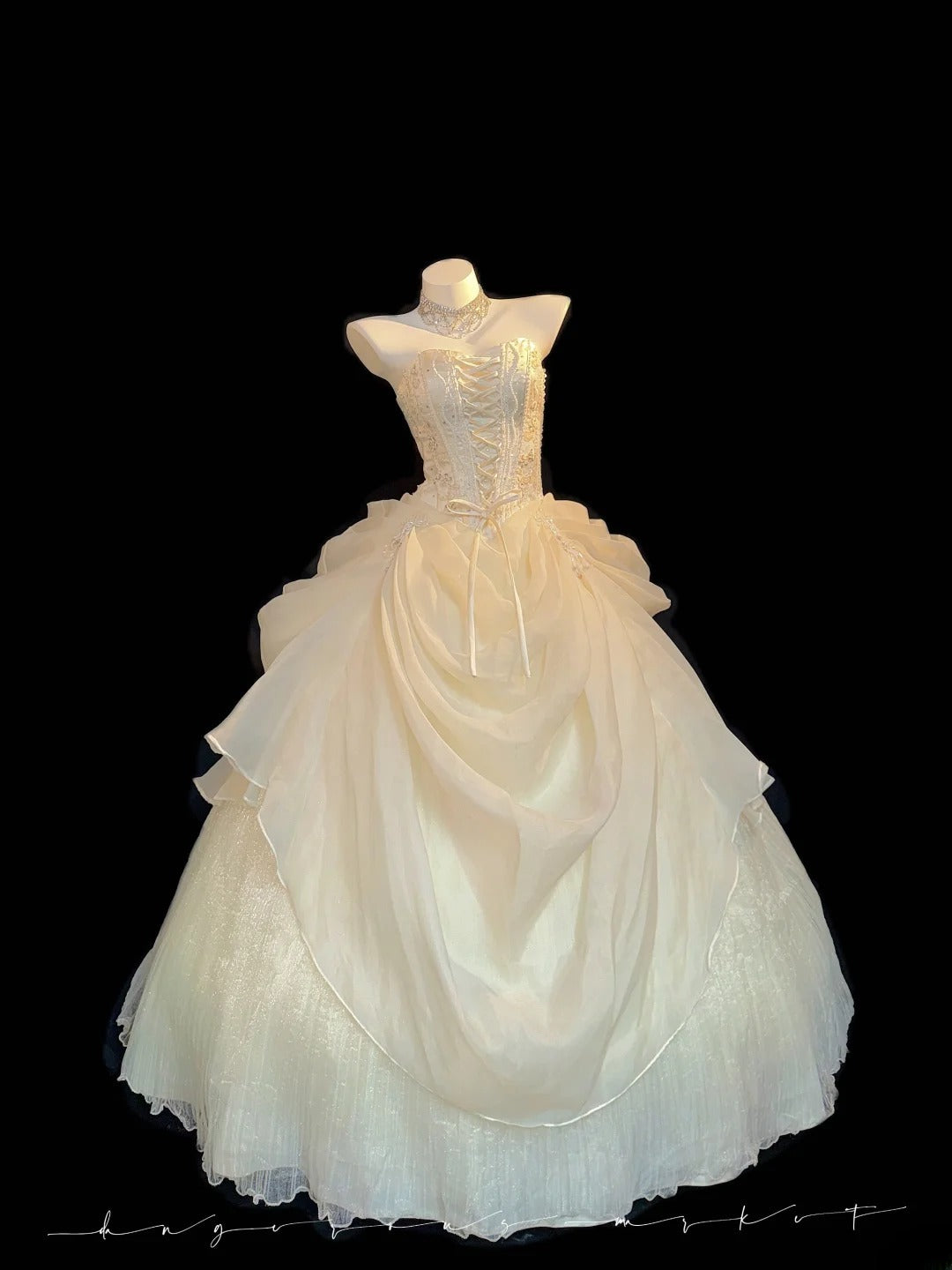 Princess Ball Gown Strapless Champagne With Layered Tiered Corset Fitted Long Sweet 16 Dresses Quinceanera Dress RB3354