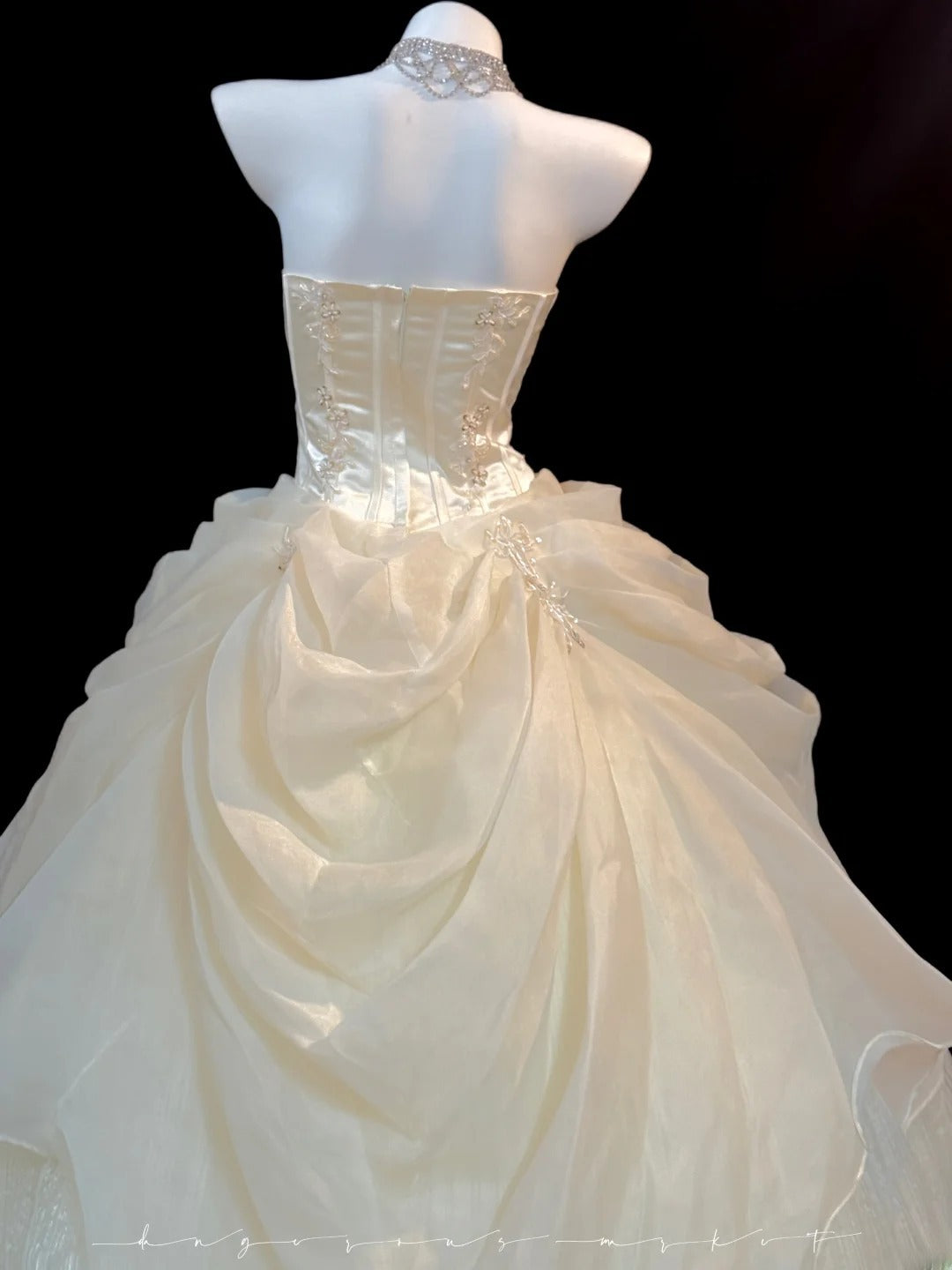 Princess Ball Gown Strapless Champagne With Layered Tiered Corset Fitted Long Sweet 16 Dresses Quinceanera Dress RB3354