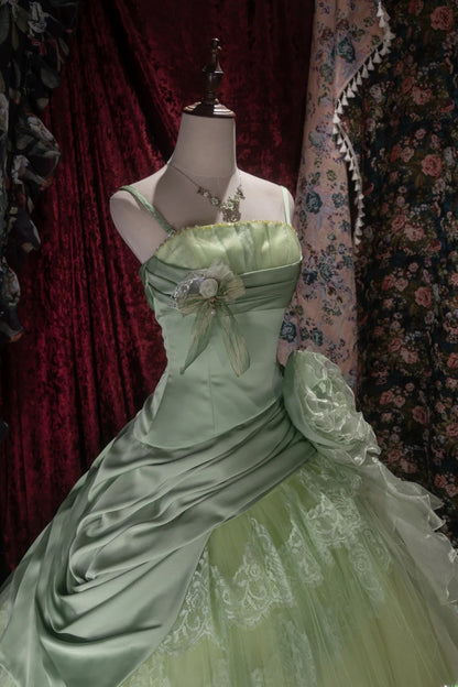 Princesses Fairytale Ball Gown Spaghetti Straps Sage Green Lace Long Quince Dress Quinceanera Dresses Formal Birthday Outfits RB8037