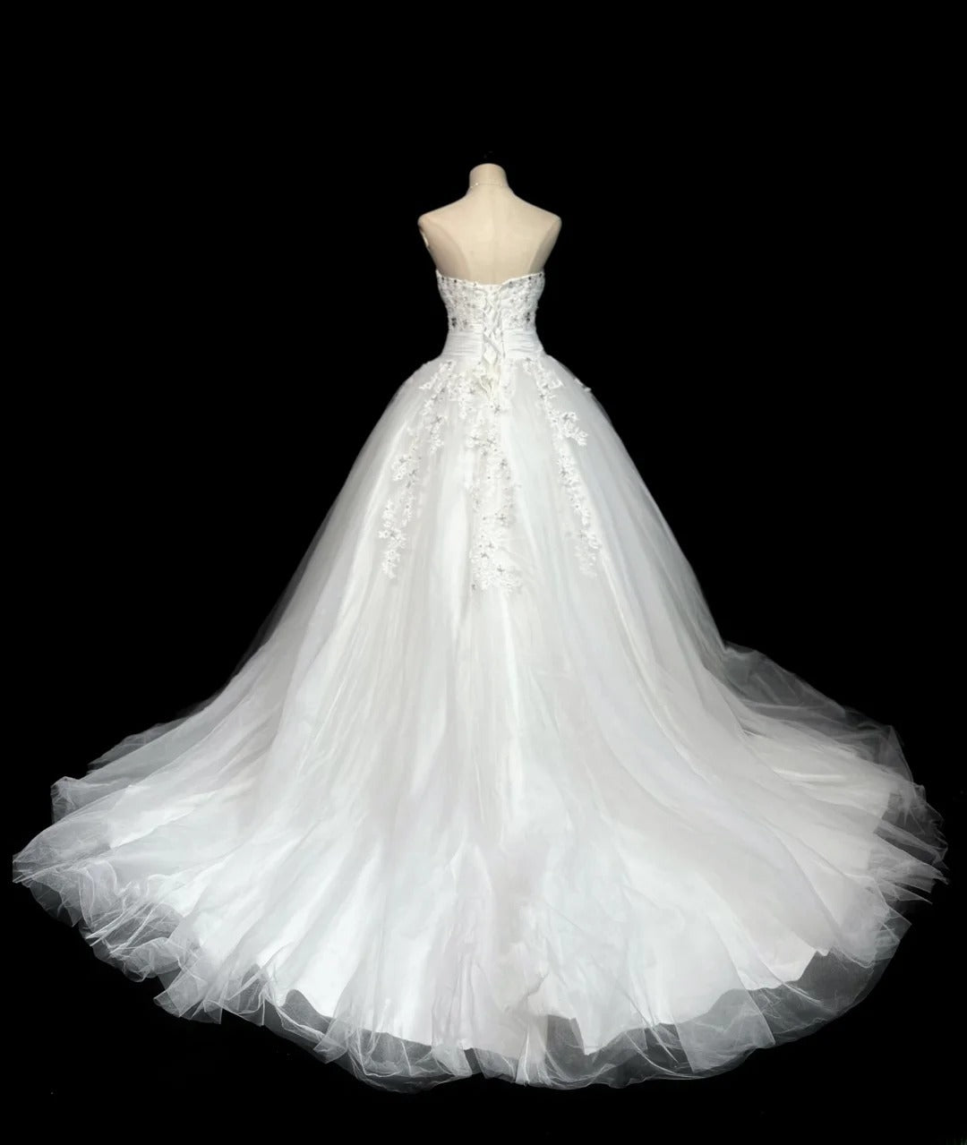 Vintage Ball Gown Sweetheart White Tulle With Appliqued Lace Brides Gown Bridal Dress Wedding Dresses Style RB7555