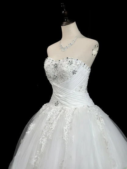 Vintage Ball Gown Sweetheart White Tulle With Appliqued Lace Brides Gown Bridal Dress Wedding Dresses Style RB7555