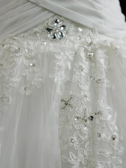 Vintage Ball Gown Sweetheart White Tulle With Appliqued Lace Brides Gown Bridal Dress Wedding Dresses Style RB7555