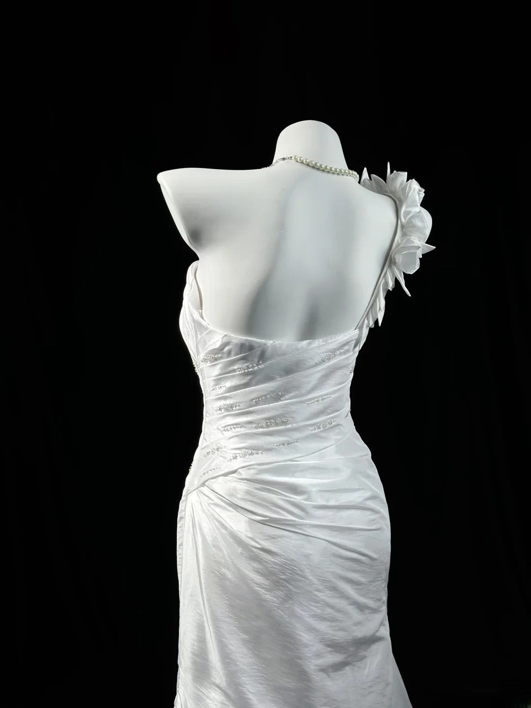 Refined Prom Dresses Mermaid One Shoulder White Taffeta With Beading Evening Dress Formal Outfits RB5827
