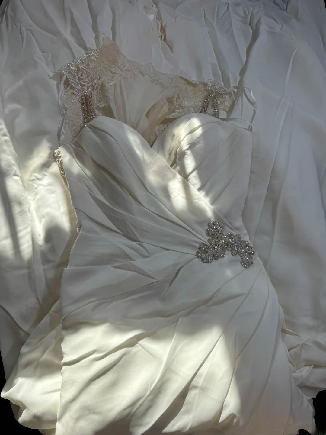 Ethereal Wedding Gowns Brides Dresses A line Spaghetti Strap for Bride Satin White Petite/Plus Size Bridal Gown With Beads For Women AS018