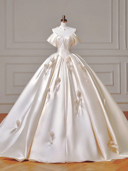 Princess Long Wedding Gowns Ball Gown Sweetheart Pleated Satin for Bride With Removable Sleeves White Bridal Dress AQ019