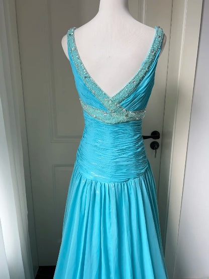 Blue Prom Dress Long Floor Length A Line V Neck With Folded Chiffon Formal Evening Gown For Black Women RC0389