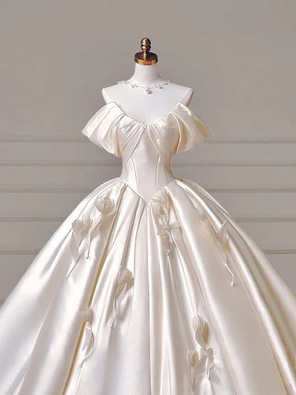 Princess Long Wedding Gowns Ball Gown Sweetheart Pleated Satin for Bride With Removable Sleeves White Bridal Dress AQ019