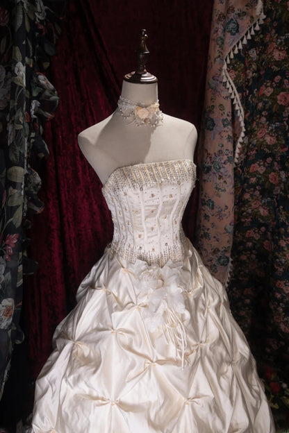 Princesses Fairytale Ball Gown Strapless Ivory Taffeta With Beading Long Quince Dress Quinceanera Dresses Formal Birthday Outfits RB8044
