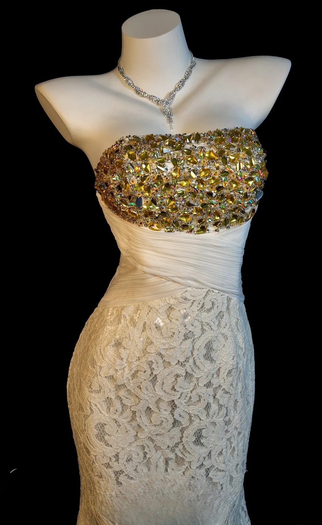 Lace Prom Dress Mermaid Strapless With Gold Beading Modest Floor Length Formal Party Gown RB9825