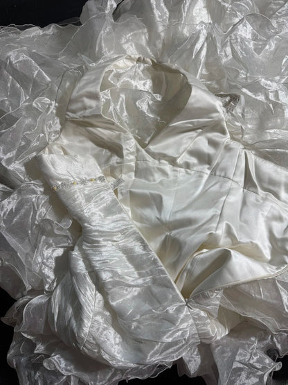 Timeless Women's Mermaid Halter Sleeveless White Taffeta Tiered Pleated With Beads Long Vintage Fitted 1920s Wedding Dresses AS022