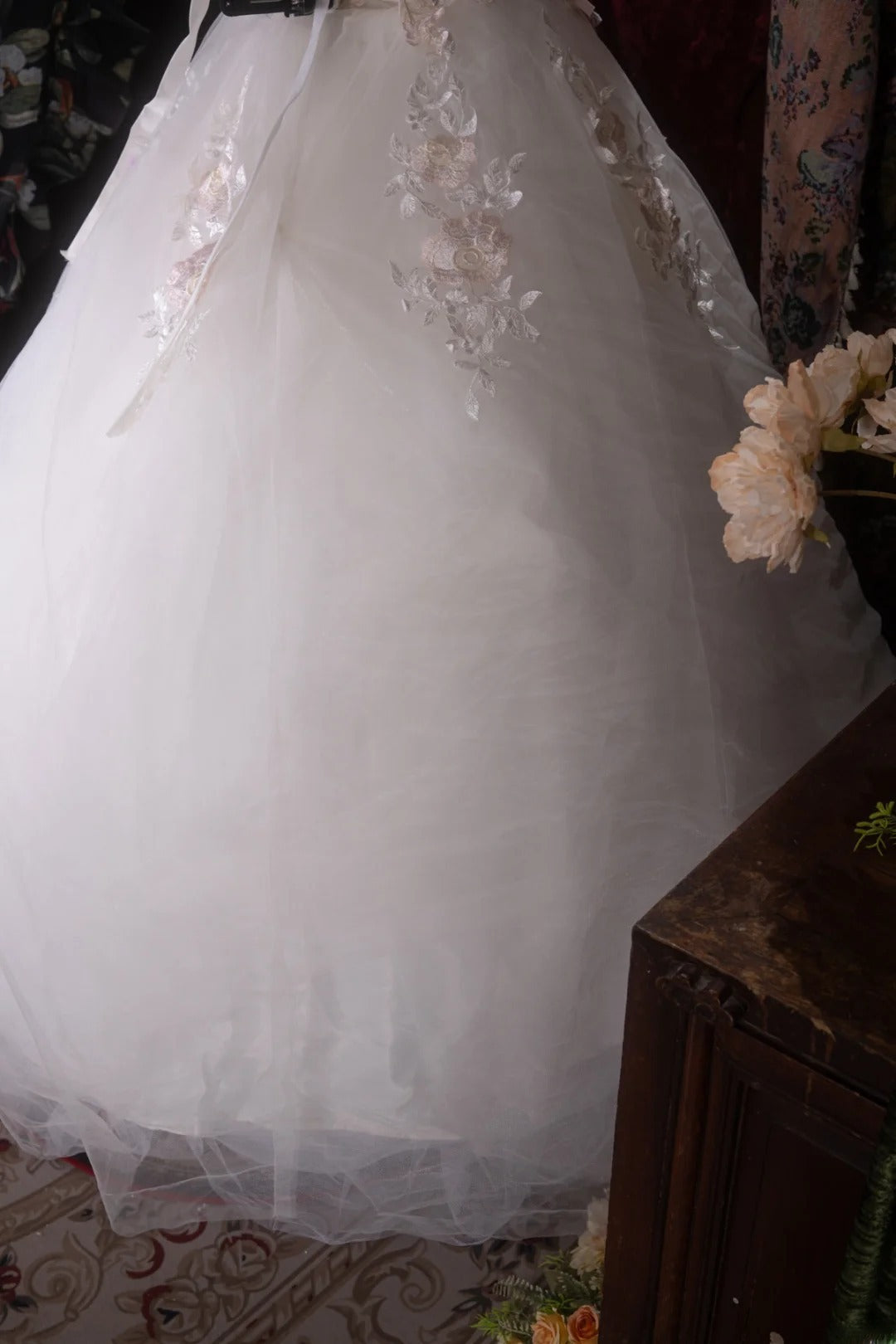 Sweet Ball Gown V Neckline Pink Tulle With Appliqued Lace Long Quince Dress Quinceanera Dresses Formal Birthday Outfits RB8049