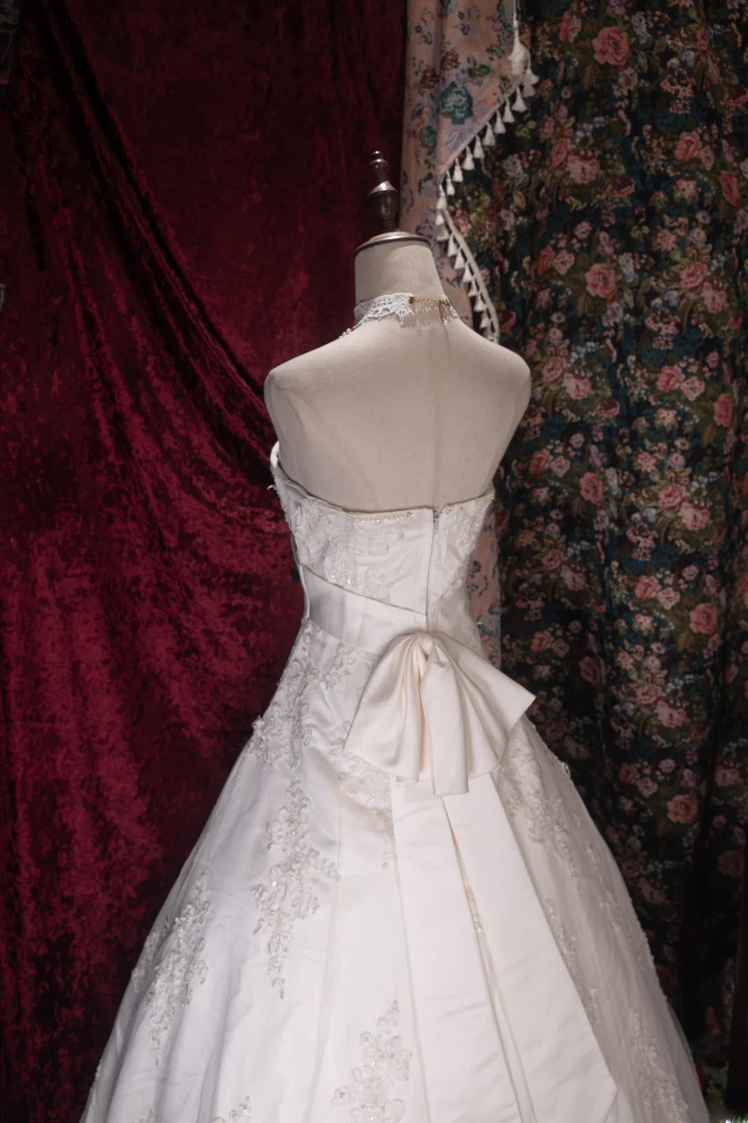 Vintage 80s Ball Gown Strapless Tulle White With Appliques Bow-knot Brides Gown Bridal Dress Wedding Dresses RB8050