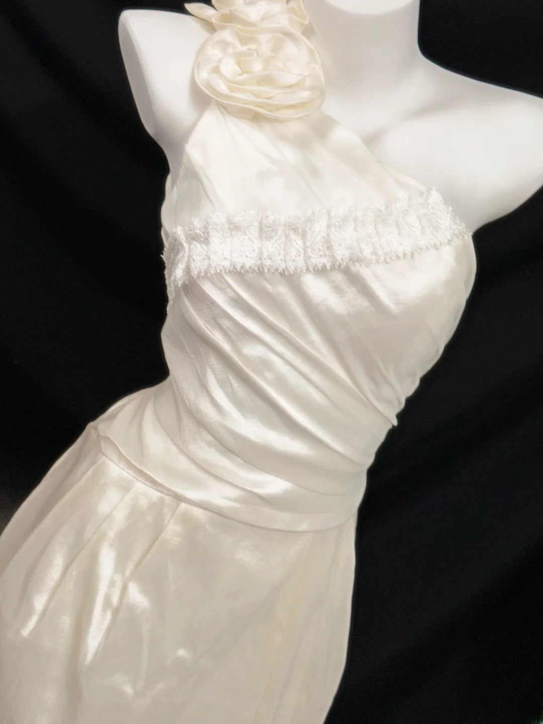 Ethereal Sheath One Shoulder Short Ivory Satin With Lace Summer Wedding Dresses RB3368
