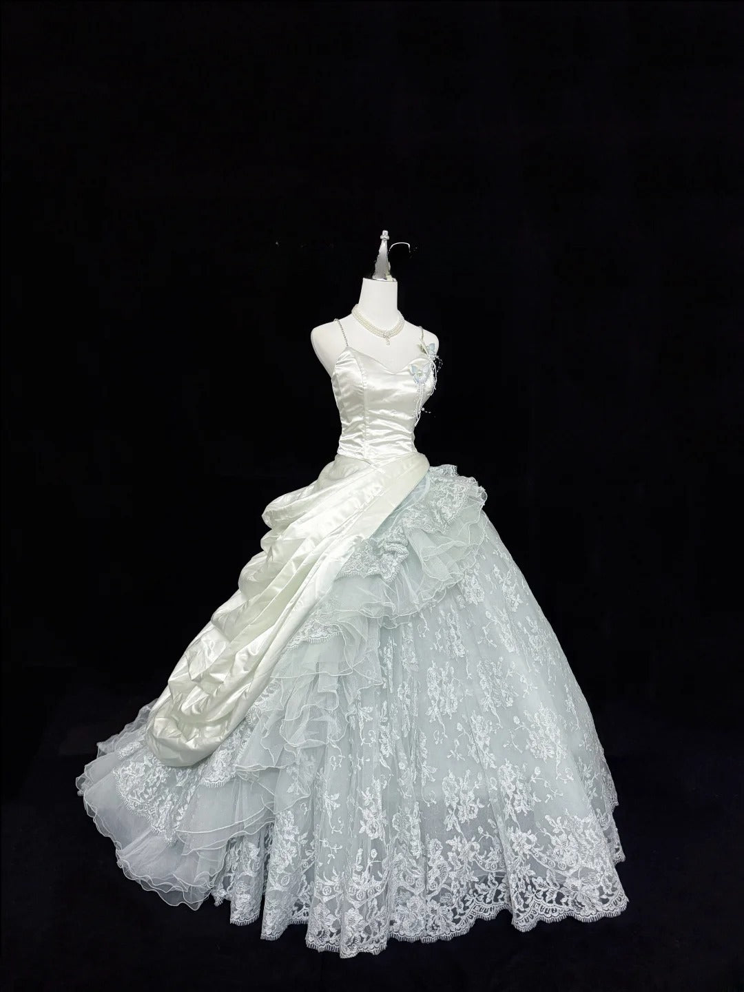 Magical Ball Gown Spaghetti Strap Gray Tulle With Ruffled Quince Dress Voluminous Sweet 16 Sweet Sixteen Outfits Vestido de RB7398