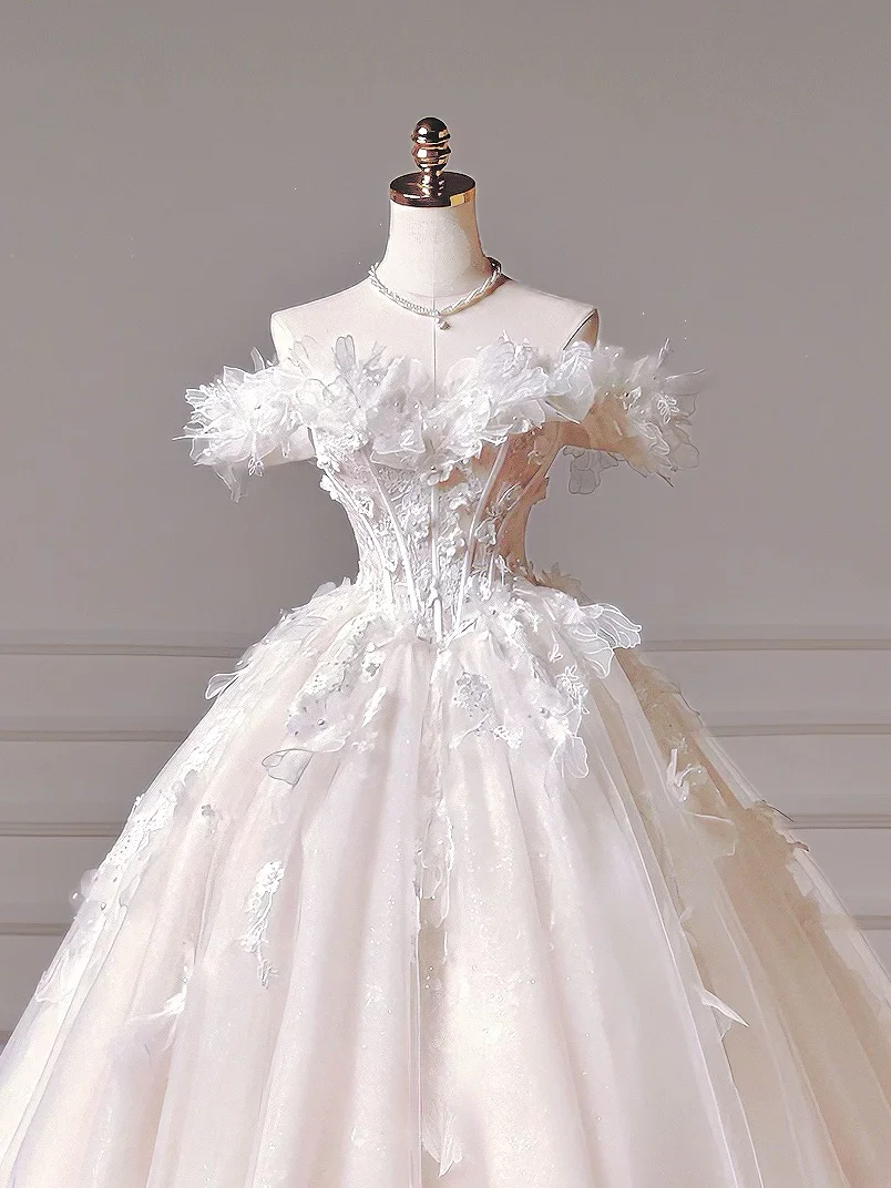 Princess Long Wedding Gowns Ball Gown Off The Shoulder Tulle For Bride With Short Sleeves Lace Bodice Bridal Dress AQ028