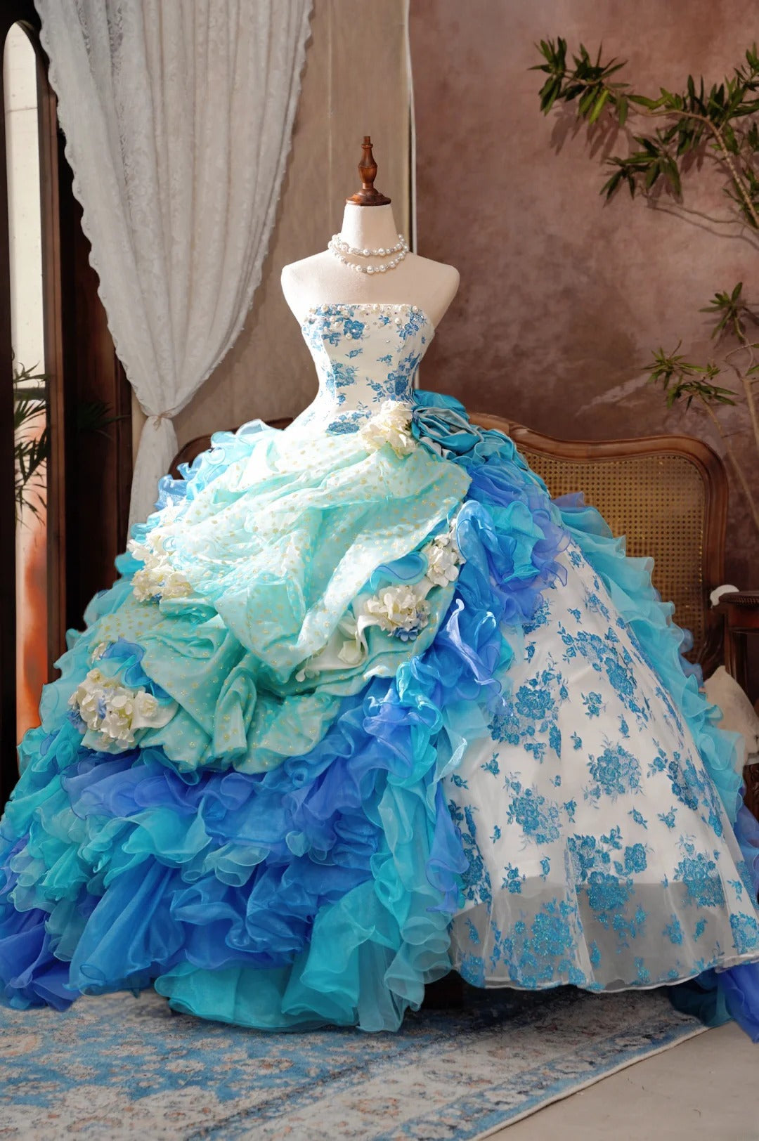 Elegant Quinceanera Dress Lace Blue Floor Length Sweet 15 Celebration Formal Gown RB9023