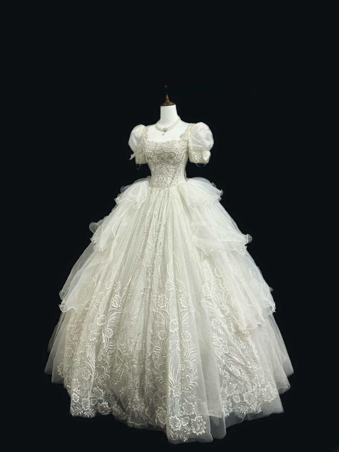 Fairy-tale Ball Gown Square Neck With Half Sleeves With Pearls Sequined Long Brides Gown Bridal Dress Wedding Dresses Style RB7400