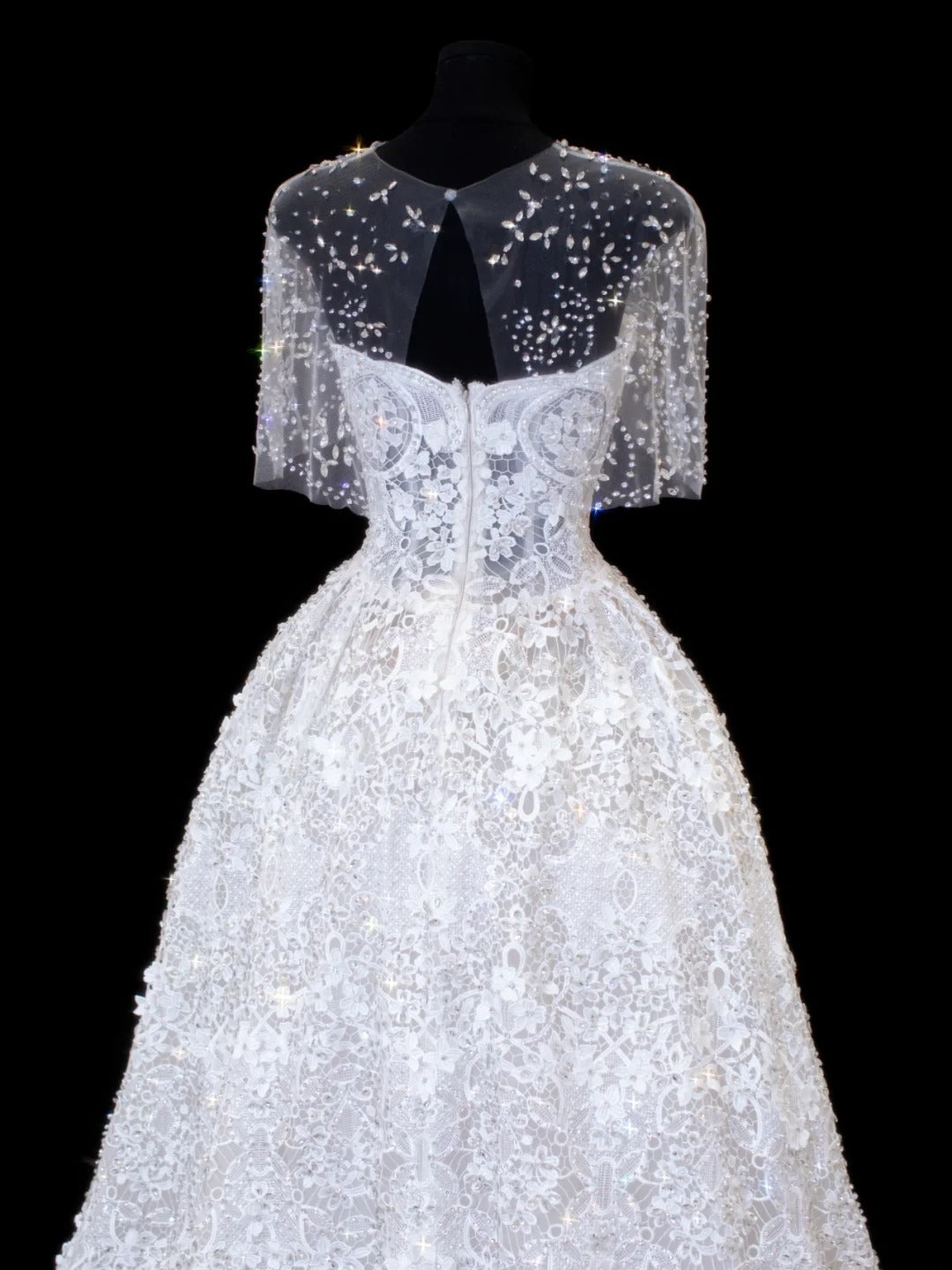 Wedding Gowns Dresses Elegant Modest for Bride Ball Gowns Sweetheart With Sleeves Cape White Petite/Plus Size Bridal Gown For Women SA030