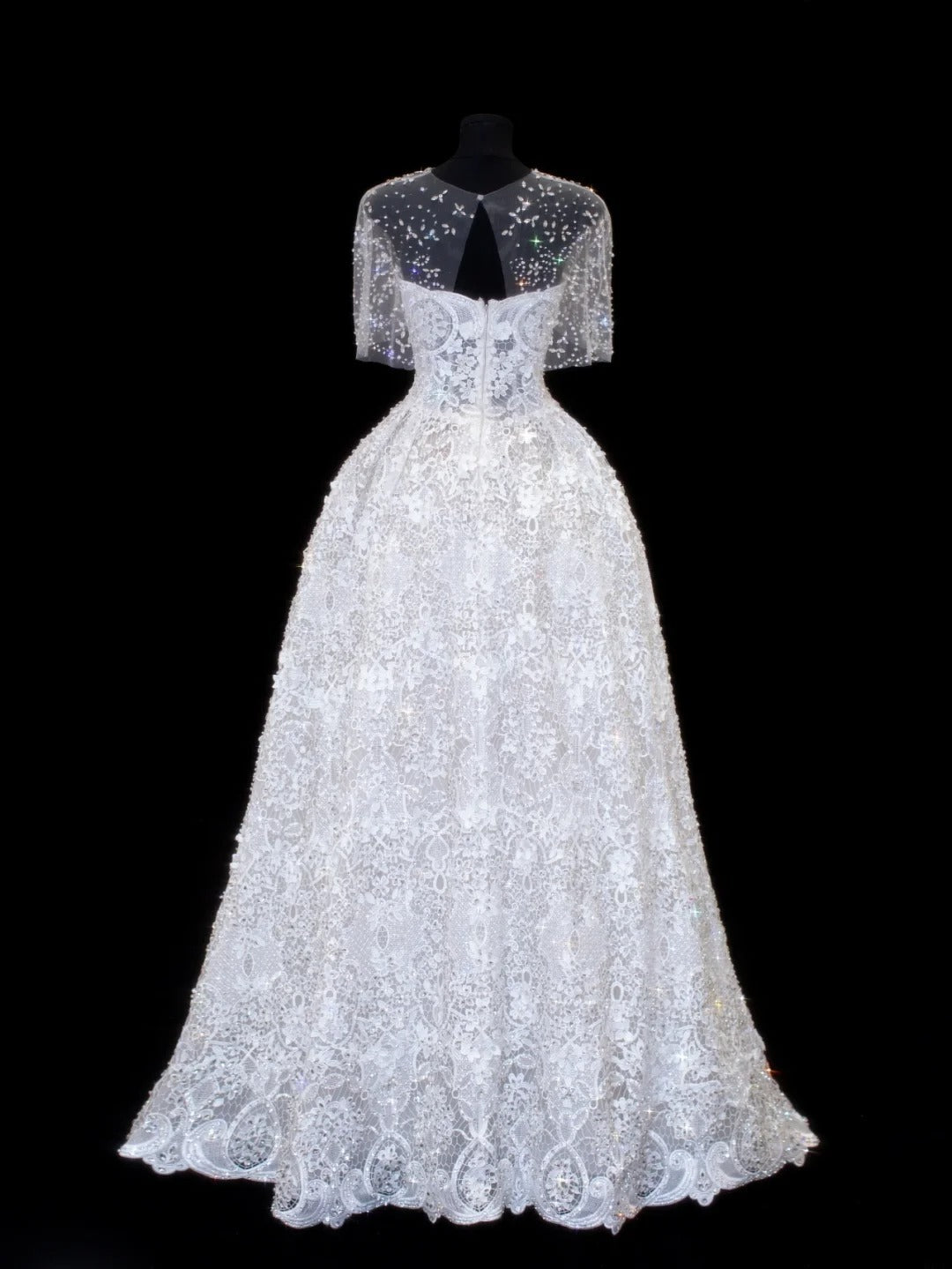 Wedding Gowns Dresses Elegant Modest for Bride Ball Gowns Sweetheart With Sleeves Cape White Petite/Plus Size Bridal Gown For Women SA030