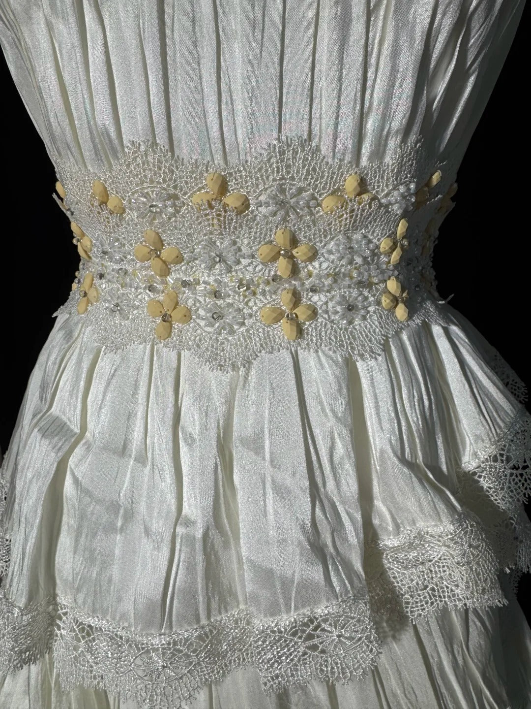 Timeless Women's A Line Strapless Sleeveless White Lace Tiered Satin Long Vintage Fitted 1920s Wedding Dresses AS031