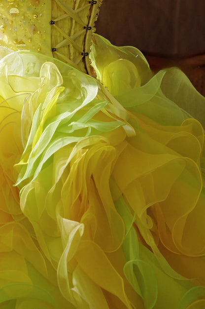 Tulle Ball Gown Quinceanera Dress 3D Floral Beading Yellow Strapless Sweet 15 Formal Gown RB9026