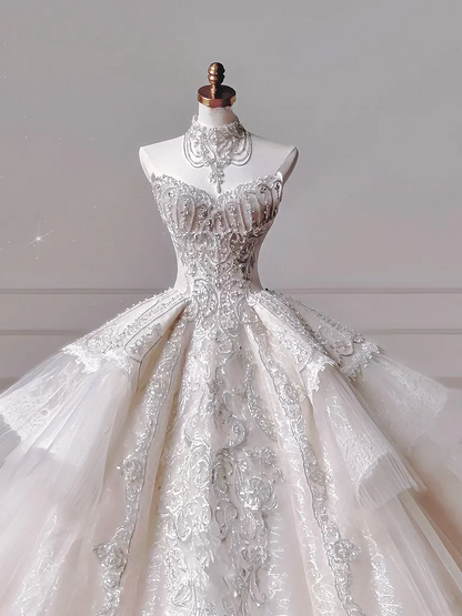 Romantic Long Wedding Dresses Ball Gown Sweetheart Tulle Lace Pleated Wedding Dress Style For Brides Fitted With Long Sleeves Bridal Gowns AQ032