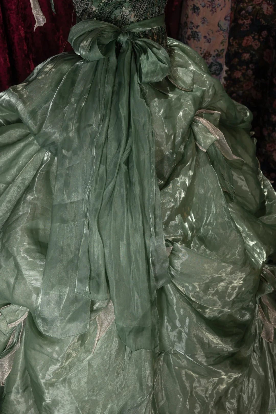 Sweet Ball Gown Spaghetti Straps Green Organza Sequin With Ruffled Long Quince Dress Quinceanera Dresses Formal Birthday Outfits RB8057
