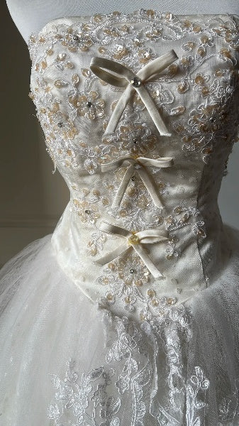 Sweet 16 Dresses Long Strapless White With Lace Appliques Ball Gown Sweet Sixteen Birthday Gown RC0403