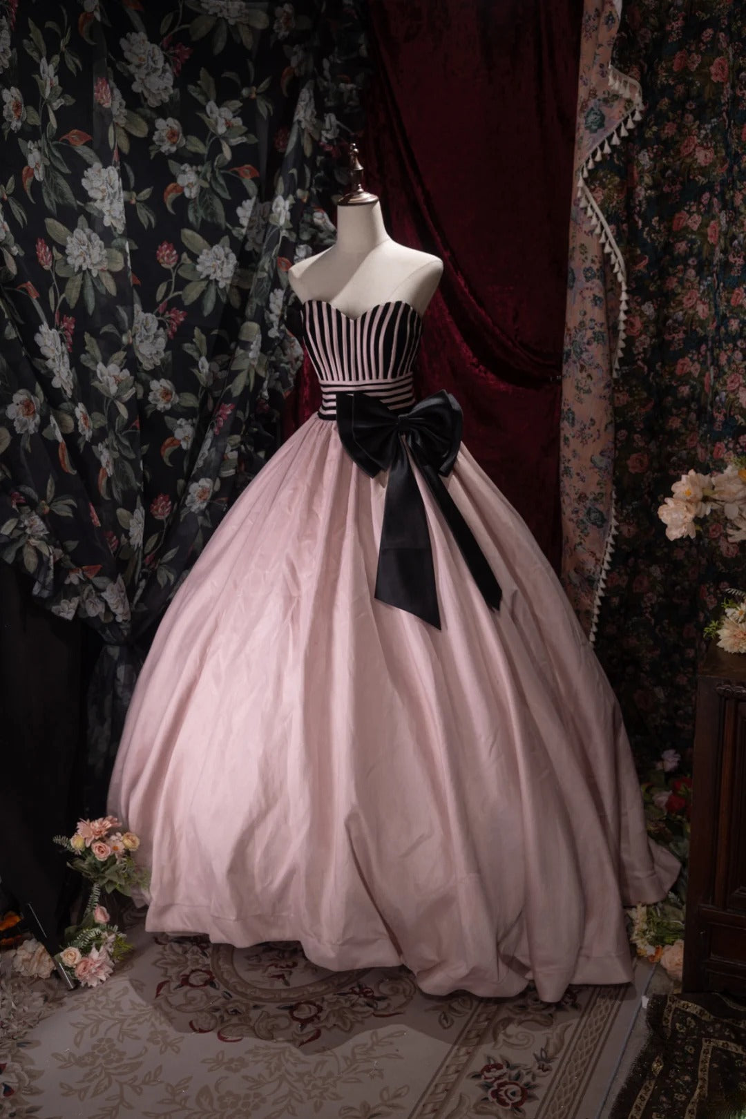 Charming Ball Gown Sweetheart Satin With Bow Long Quince Dress Quinceanera Dresses Formal Birthday Outfits RB8060