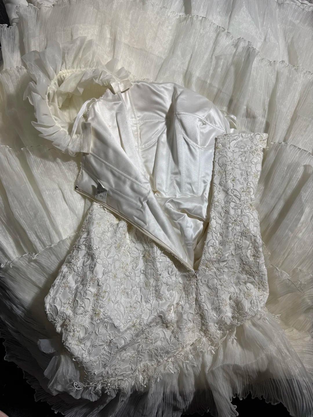 Vintage Women's Mermaid One Shoulder Sleeveless White Lace Tiered Satin Long Vintage Fitted 1920s Wedding Dresses AS035