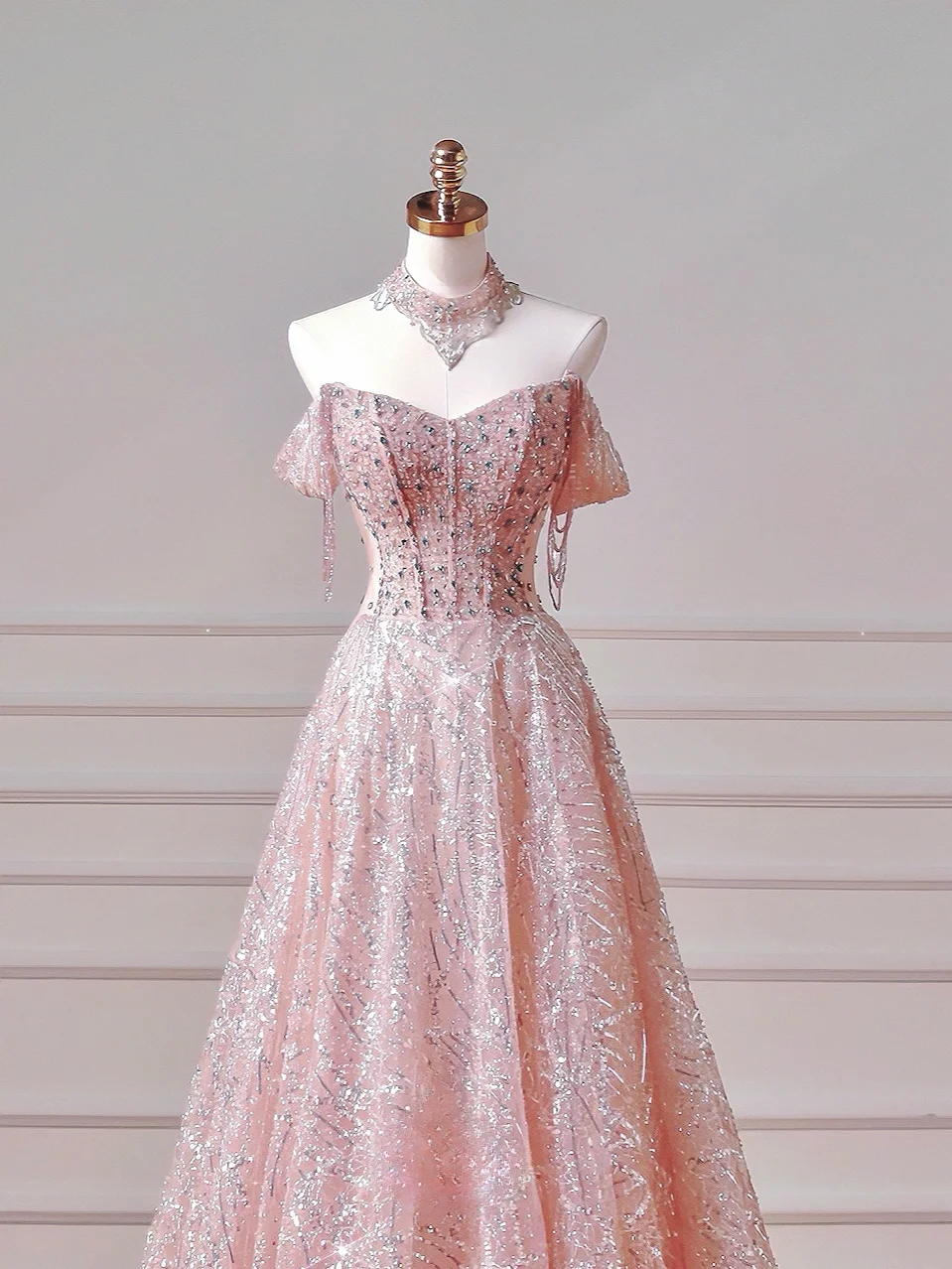 Modest Prom Dresses Aesthetic Ball Gown Off The Shoulder Pink Sequin Corset Fitted Impress Long Party Formal Gown For Teens High Schools Girls AQ036