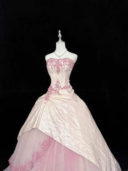 Fairy-tale Ball Gown Sweetheart Pink With Appliqued Lace Tulle Quince Dress Voluminous Sweet 16 Sweet Sixteen Outfits Vestido de RB7411