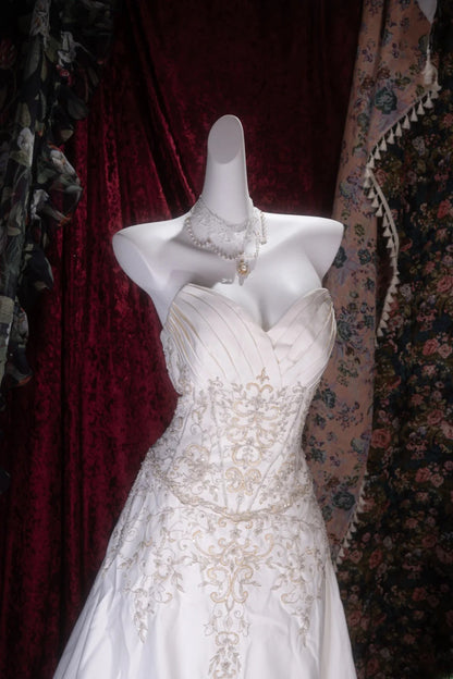 Vintage 80s Ball Gown Sweetheart Ivory Satin With Lace Beading Long Autumn Brides Gown Bridal Dress Wedding Dresses RB8068