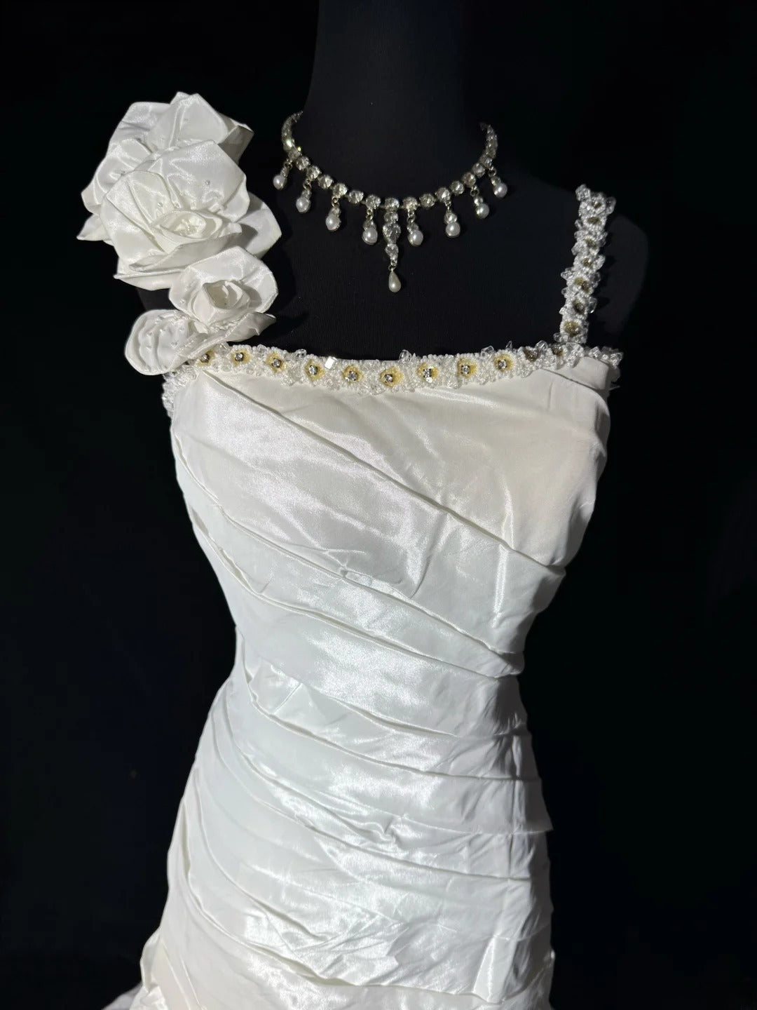 Women's Mermaid Boho Sleeveless White Lace Pleated Satin Long Vintage Fitted 70s Wedding Dresses AS045