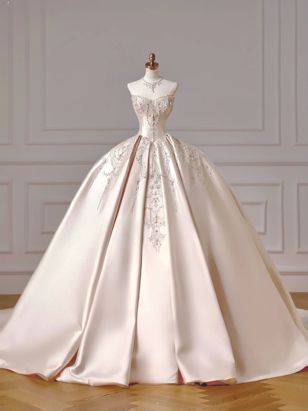 Princess Long Wedding Gowns Ball Gown Sweetheart Sleeveless Light Pink Satin For Bride With Beads Train Bridal Dresses AQ047