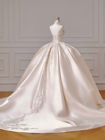 Princess Long Wedding Gowns Ball Gown Sweetheart Sleeveless Light Pink Satin For Bride With Beads Train Bridal Dresses AQ047
