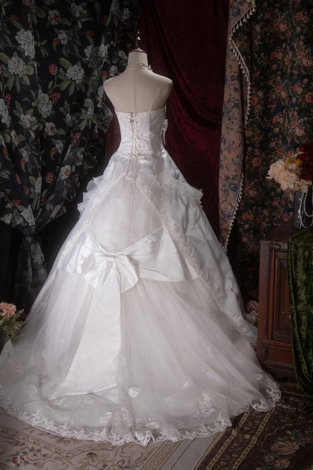 Vintage 80s Ball Gown Strapless White Satin With Flowers Long Autumn Brides Gown Bridal Dress Wedding Dresses RB8072