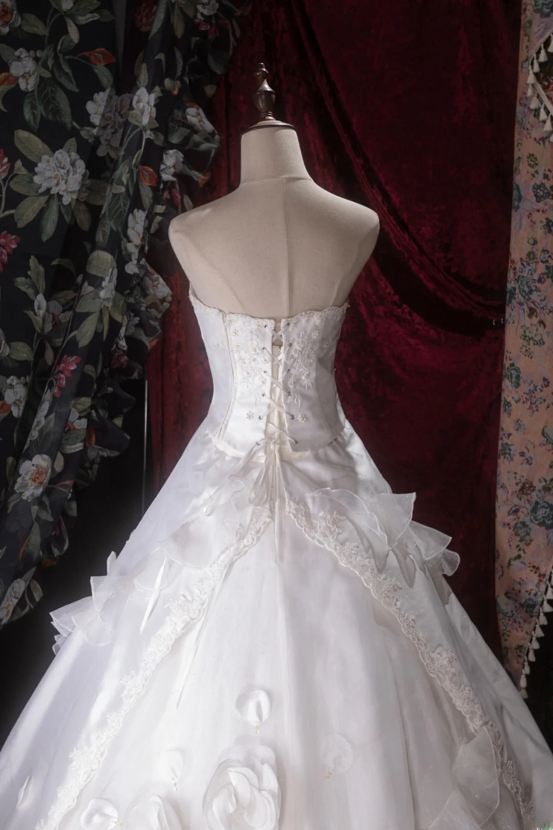 Vintage 80s Ball Gown Strapless White Satin With Flowers Long Autumn Brides Gown Bridal Dress Wedding Dresses RB8072
