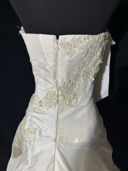 Timeless Long Wedding Gowns 70s Ideas Classy Halter Dresses Mermaid Bohemian Style for Bride With Lace Fitted Beaded Petite/Plus Size Bridal Gown AS050