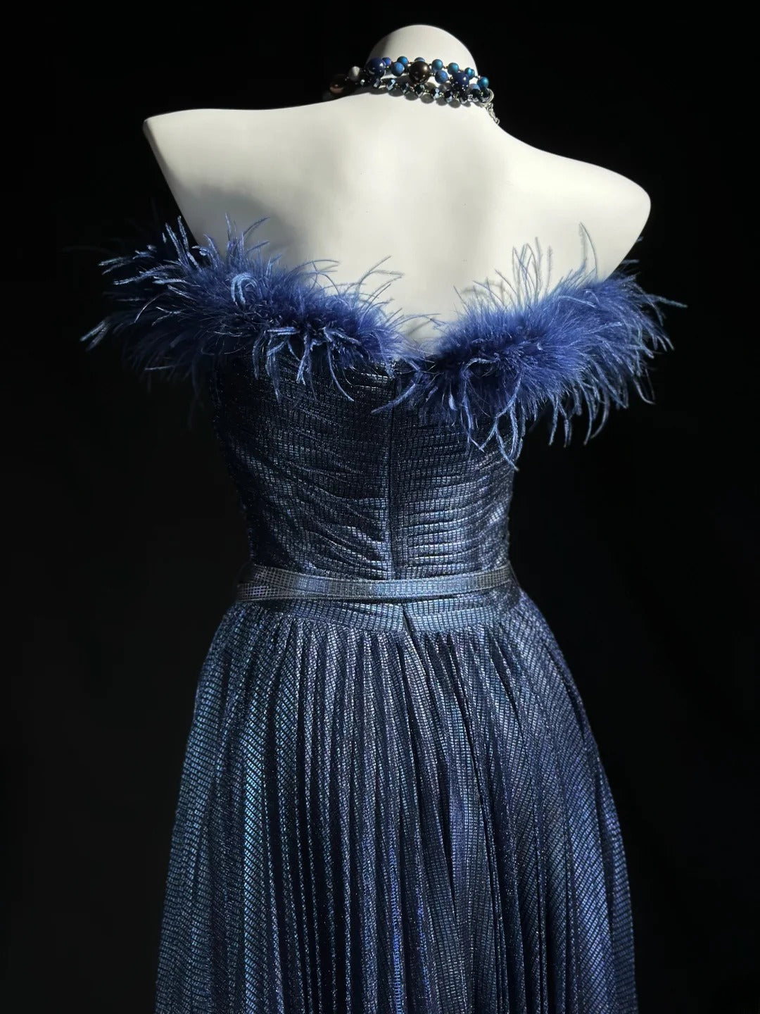 Classy Prom Dresses A line Off The Shoulder Navy Blue Tulle With Feathers Evening Dress Formal Outfits RB5857