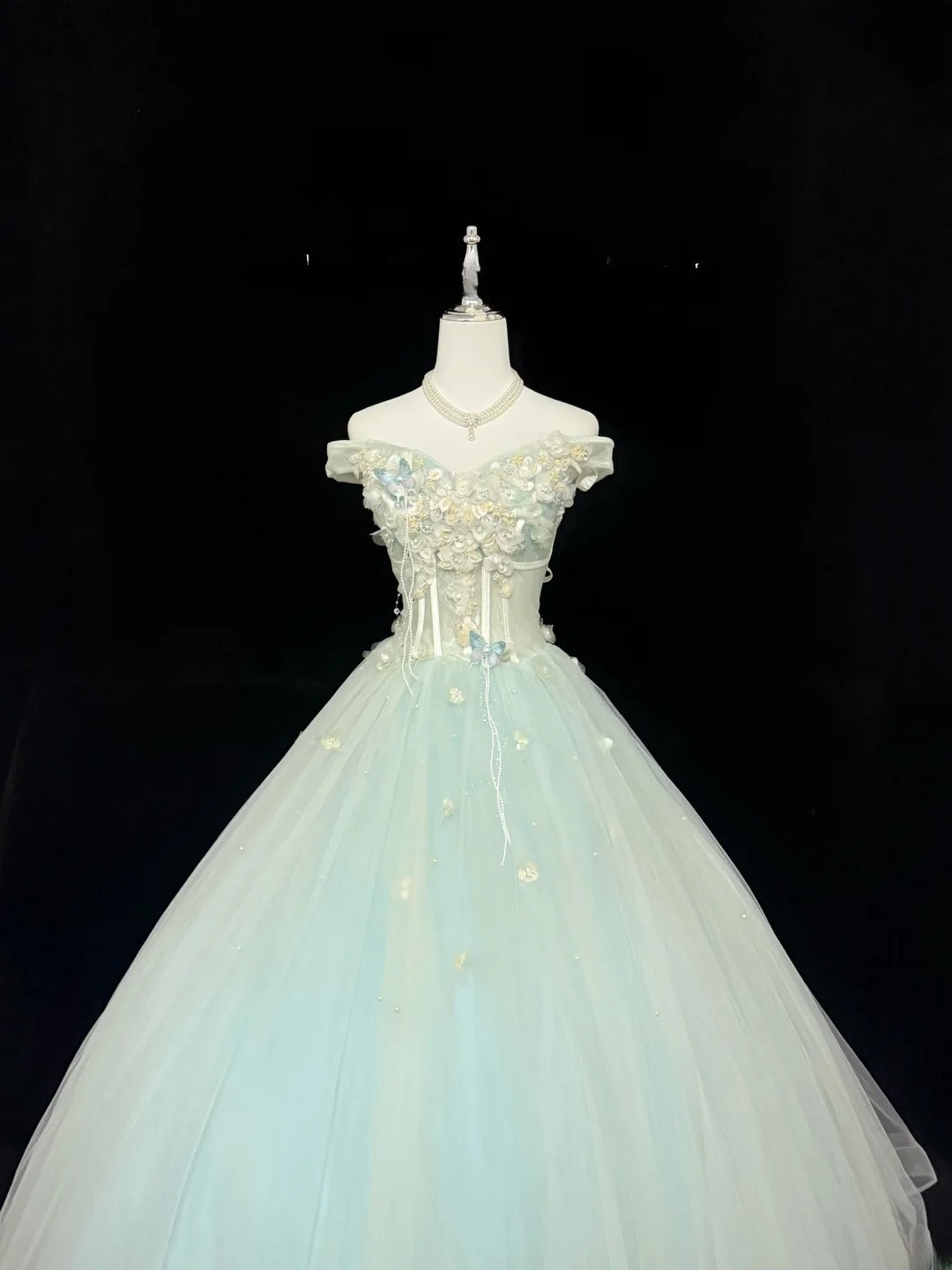 Classy Ball Gown Off The Shoulder Mint Green Tulle With Appliqued Quince Dress Voluminous Sweet 16 Quinceanera Dresses Vestido de RB7421