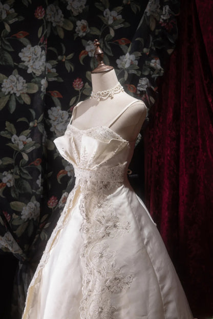 Beautiful Ball Gown Spaghetti Strap White Satin With Lace Long Autumn Brides Gown Bridal Dress Wedding Dresses RB8074