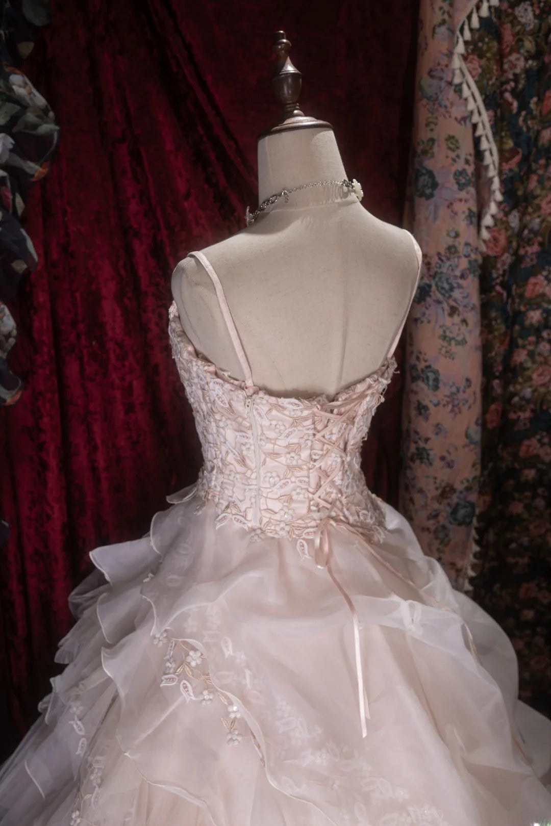 Elegant Ball Gown Spaghetti Straps Pink Tulle With Tiered Layers Long Quince Dress Quinceanera Dresses Formal Birthday Outfits RB8077