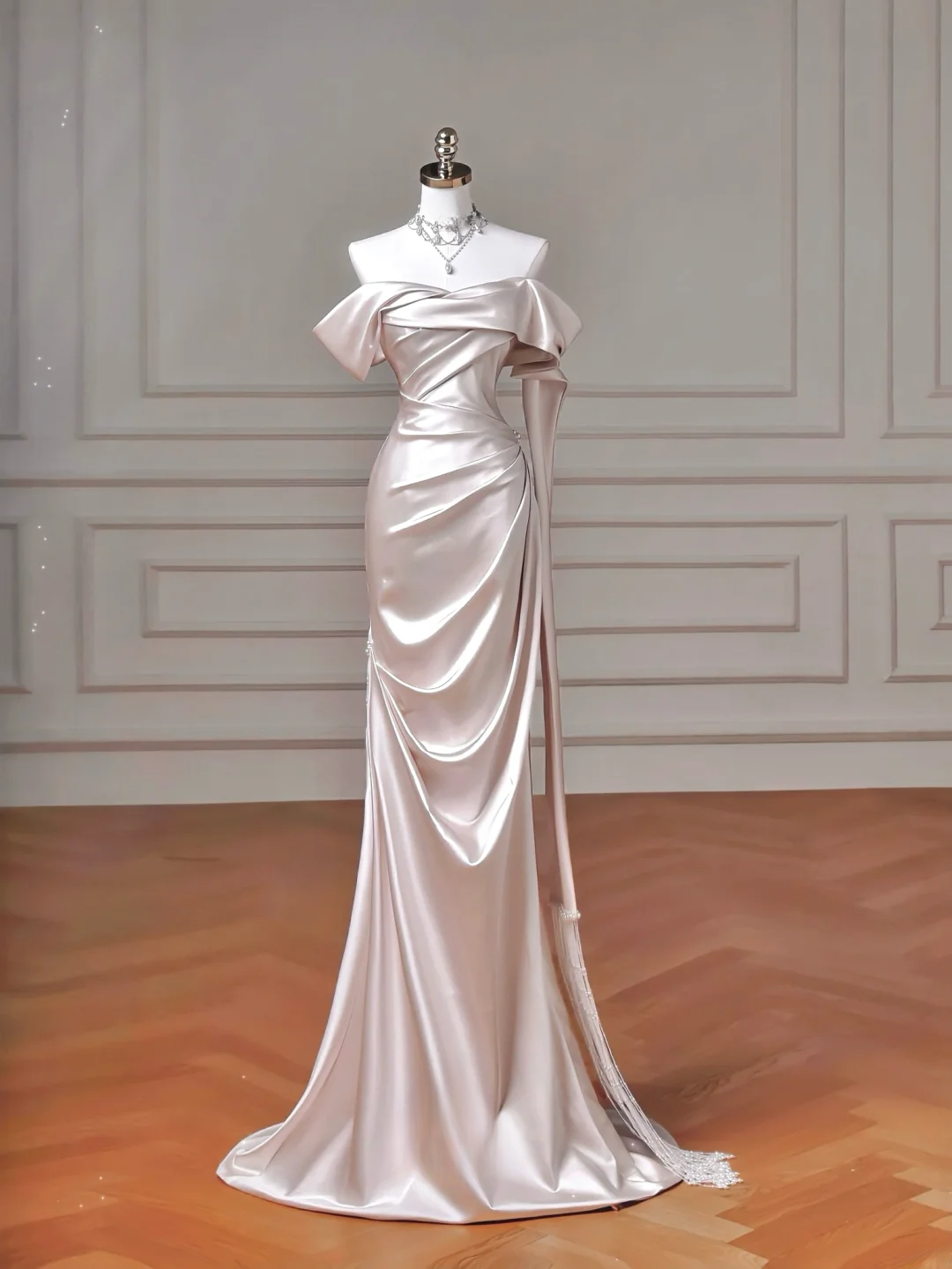 Timeless Wedding Dresses Mermaid Off The Shoulder Light Pink Satin Pleated Brides Dress Style For Brides With Corset Fitted Bridal Gowns AQ055