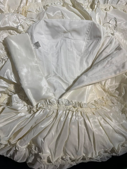 Vintage Long Wedding Gowns 1960s Dresses Ball Gown Strapless Style for Bride With Pleated Lace Train White Bridal Gown AS058