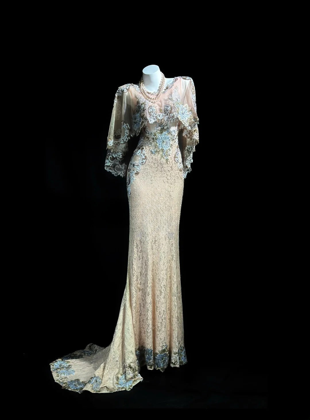 Vintage Prom Dresses Mermaid Scoop Neckline Lace With Cape Long Evening Formal Outfits RB5865